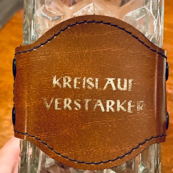 Kreislauf Verstärker Glass Decanter Brown Leather Accent Barware‎ Decor - Picture 2 of 5